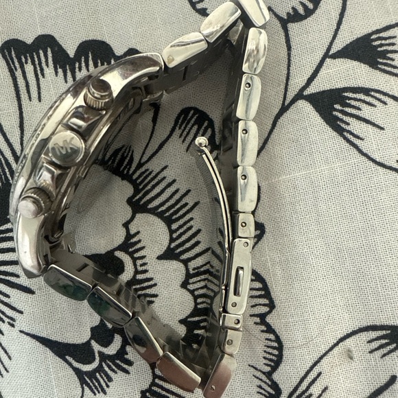 Michael Kors Metallic Silver Chronograph Watch - Picture 3 of 8